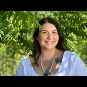 Meet your Posher, Haley